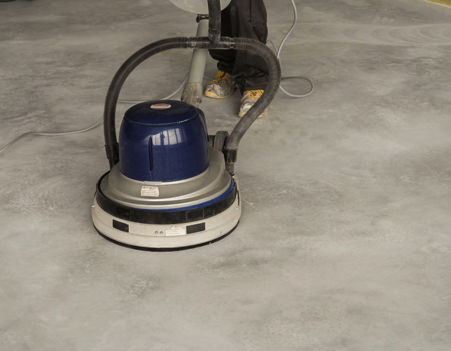 0222 - 16 - I macchinari Isoplam per l’aspirazione e lucidatura dei pavimenti in cemento - 01