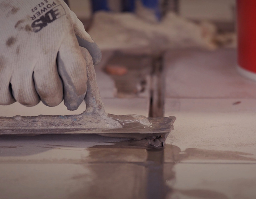1022-27 - Come riparare le crepe dei pavimenti in cemento - 04