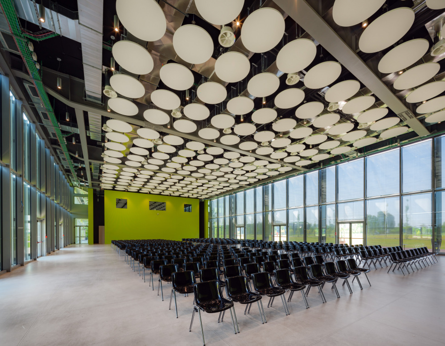 Deco Nuvolato, sol effet ciré avec finition light gray. Library H Farm, Roncade Italie. Project: Zanon Architetti Associati - Rogers Stirck Harbours + Partners. 04