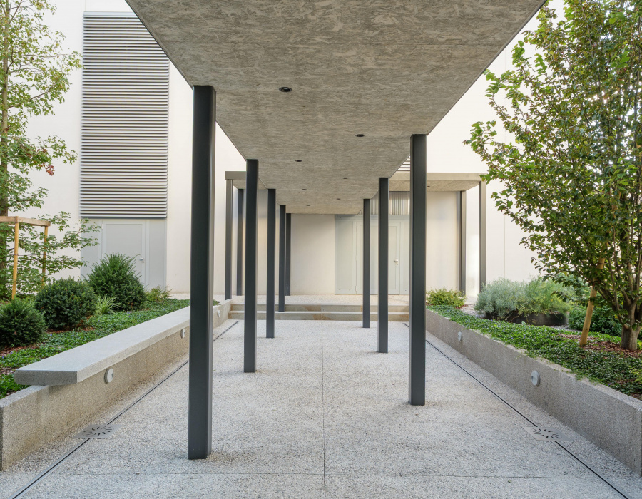 ItalianTerrazzo Ghiaino Lavato pavimento esterno Azienda Vittorio Veneto TV13-min