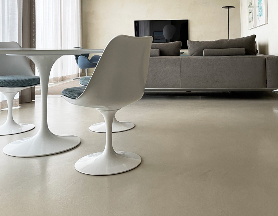 Micro Velvet, cement resin floor with turtledove finish. Private villa, Milano Marittima (RA)06