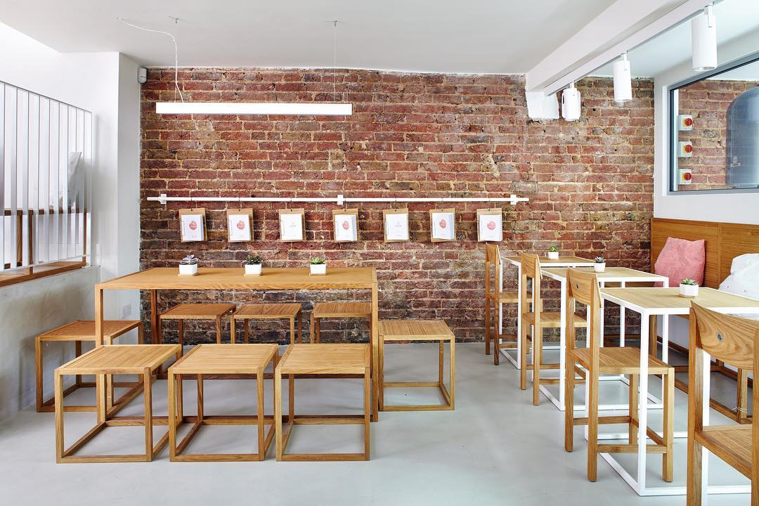 The innovative system for continues low thickness surfaces proposed ... Interior design londra