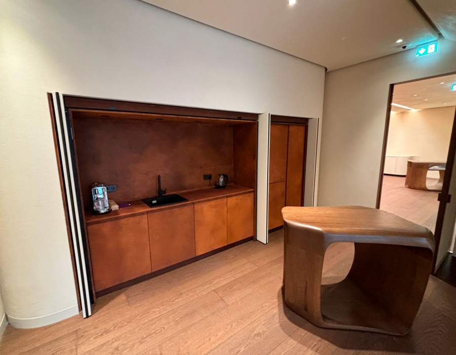 Oxydecor Rust rivestimento effetto ruggine Corten Showroom Polene Amburgo Germania 03