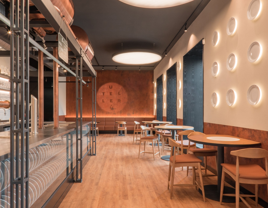 Oxydecor®, vertikale Beschichtung mit Corten-Effekt. Restaurant U Tellerù, Prag. Projekt: 20-20 Architekti. 08