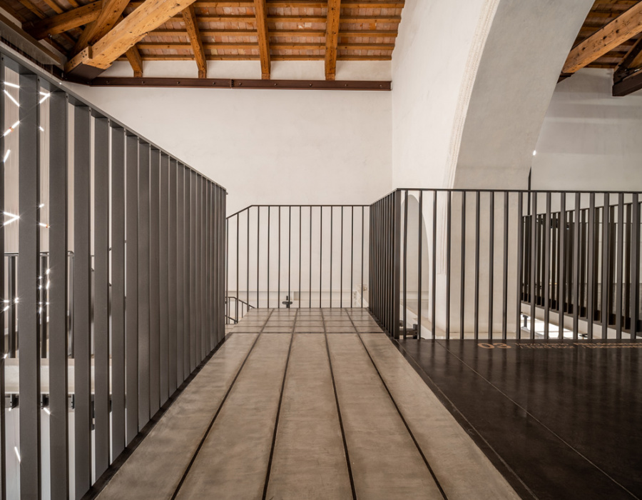 Skyconcrete® Indoor, pavimento effetto nuvolato basso spessore finitura light gray. Ca' Scarpa, Treviso. Progetto: Tobia Scarpa. 21