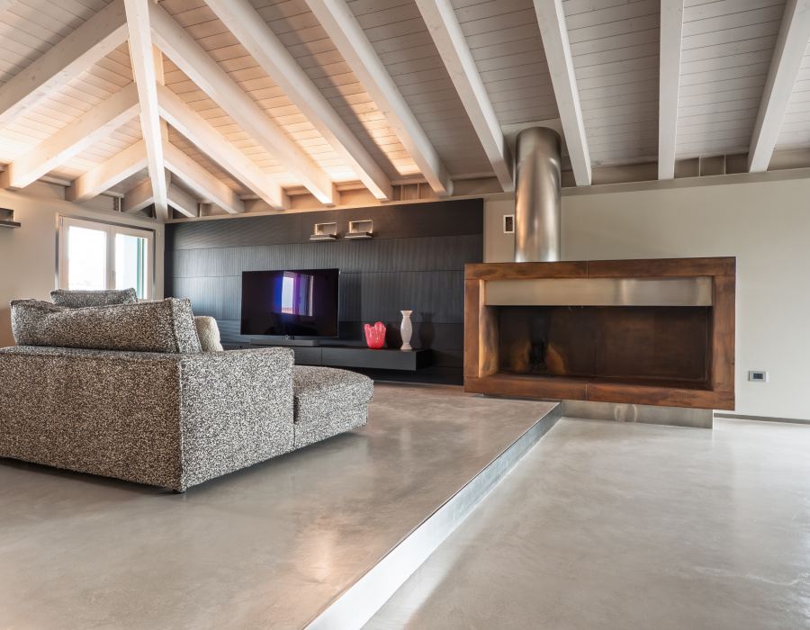 Skysense pavimento basso spessore nuvolato + rivestimento camino effetto Corten Oxydecor Rust. Abitazione privata, Montebelluna TV  02