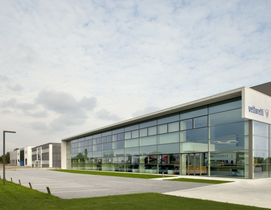 Pavilux, pavimento industriale colore cemento, Vettoretti Workshop Caerano di San Marco (TV) Progetto: REISARCHITETTURA