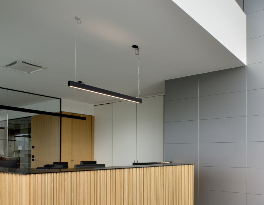 Pavilux, pavimento industriale colore cemento, Vettoretti Workshop Caerano di San Marco (TV) Progetto: REISARCHITETTURA