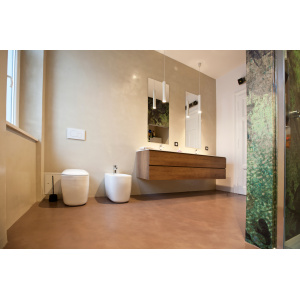 Microverlay®, pavimento cemento resina basso spessore finitura autumn brown. Villa privata, Rijeka, Croazia