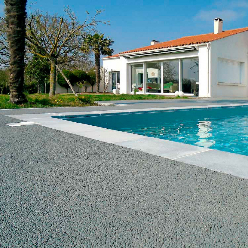calcestruzzo drenante per bordi piscina