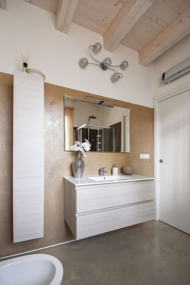 Rivestimento bagno moderno per pavimenti e rivestimenti Vasca da bagno in cemento