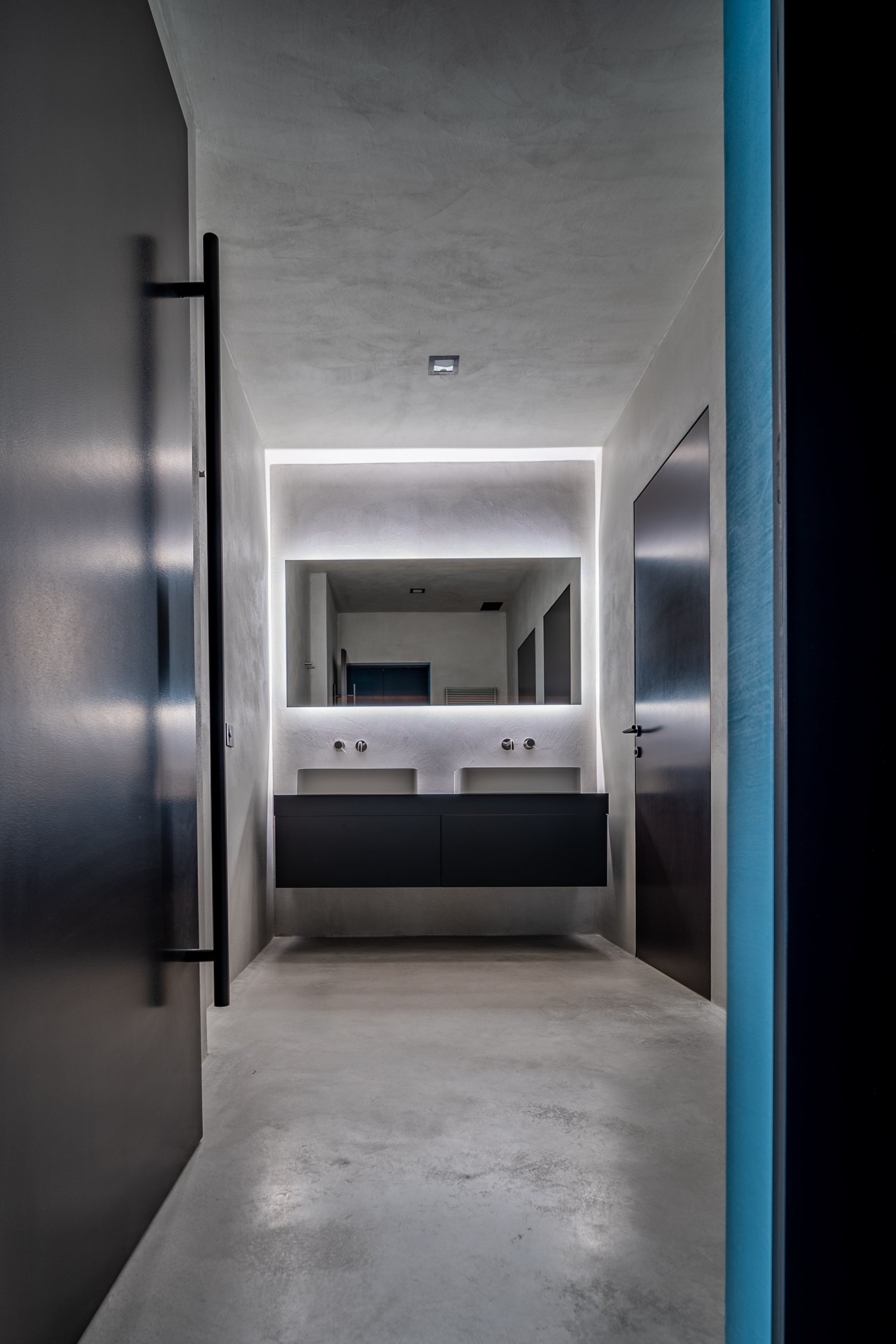 pavimento bagno Skysense senza fughe igienico e continuo