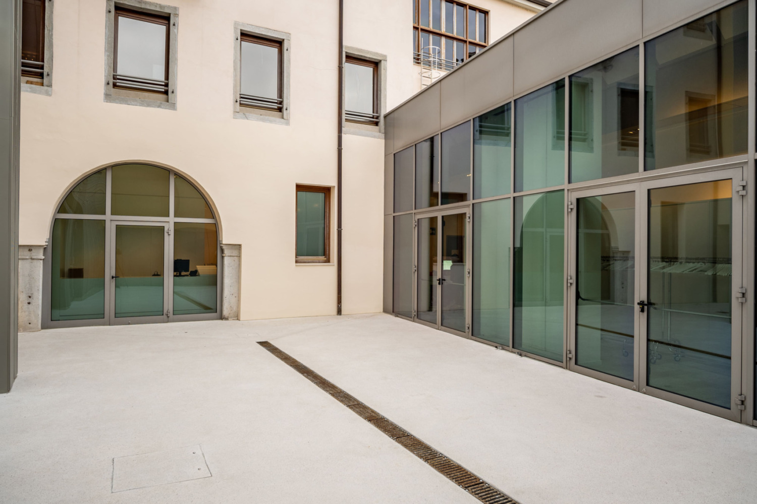 Pavimento Terrazzoverlay XL Isoplam maxi veneziana levigata – Museo Casa Cavazzini Udine