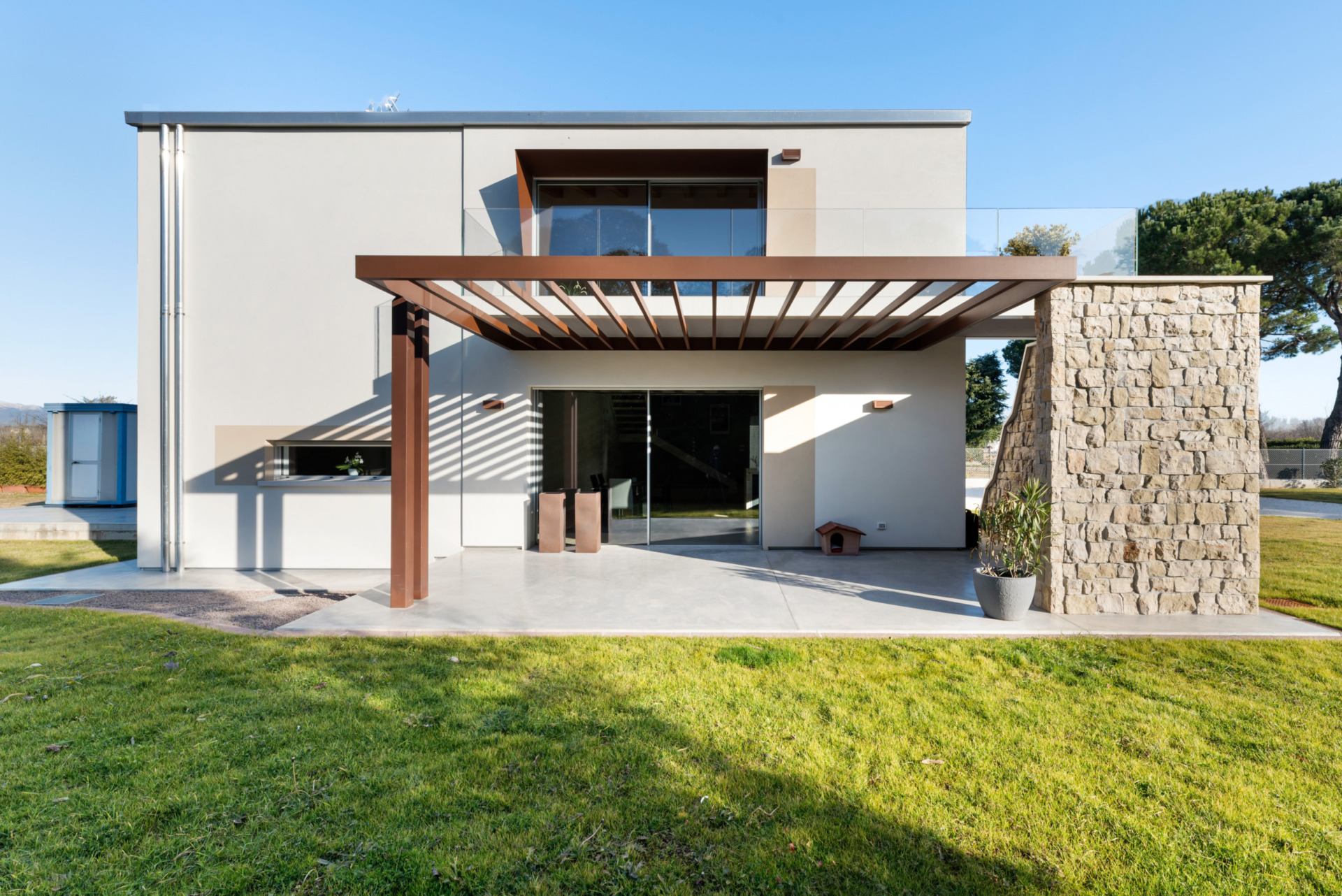 Pavimento Deco Nuvolato Isoplam Light Gray – Montini Case Bioclima Vedelago