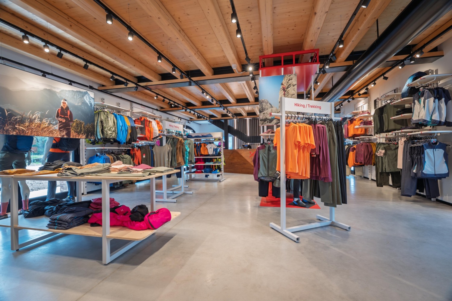 Pavimento Deco Nuvolato Isoplam – Montura Store Crocetta del Montello