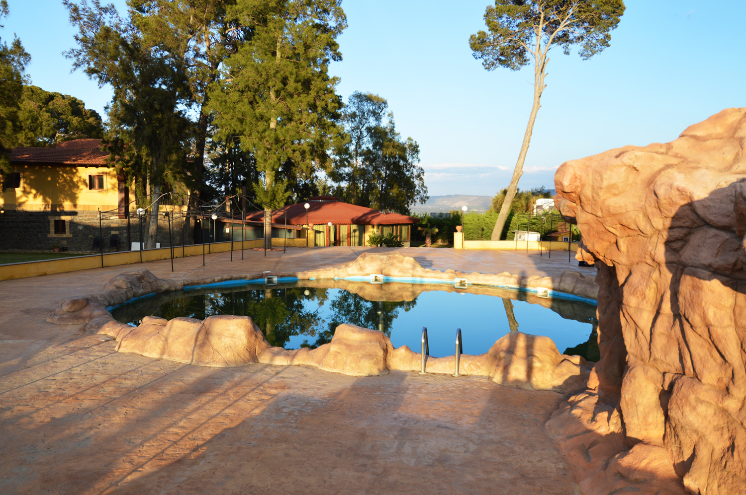 bordo piscina idrorepellente Plam Rock effetto roccia naturale