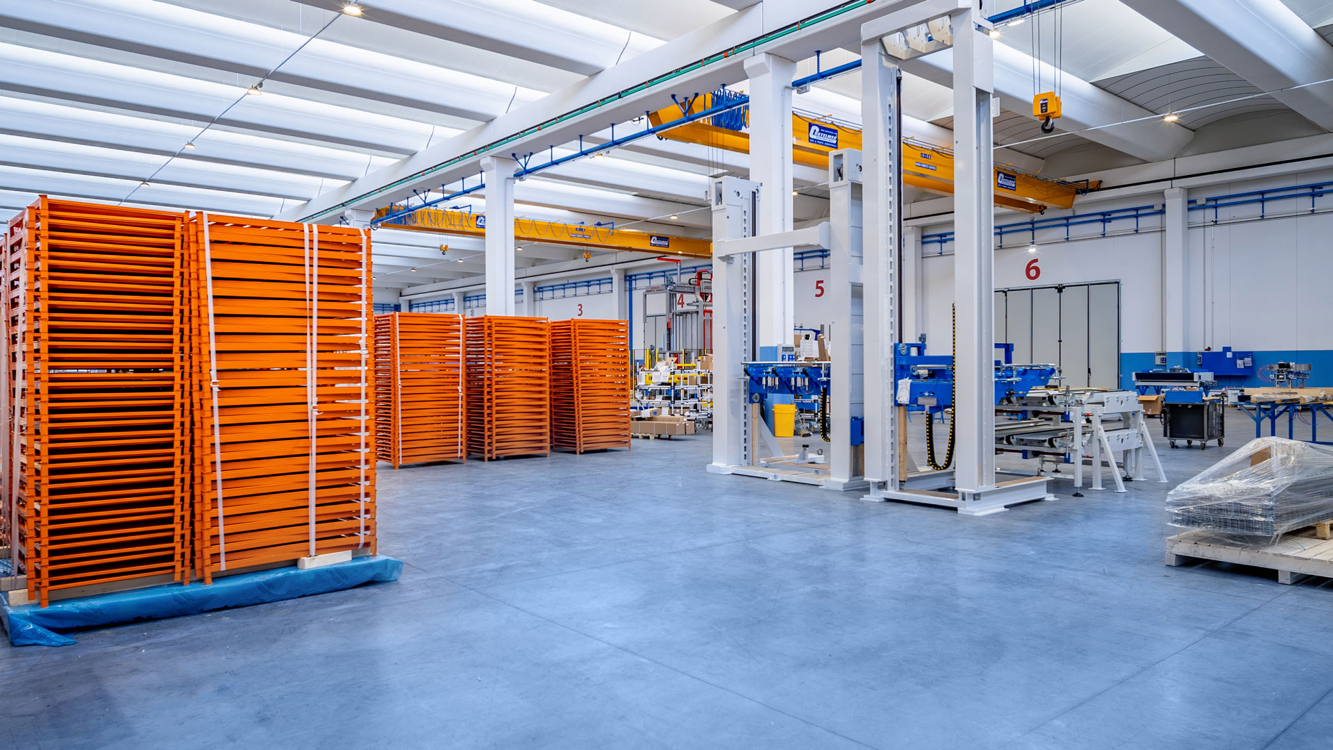 Pavimento in cemento nuvolato Deco Nuvolato Isoplam Blue Caribbean – Clevertech Spa Cadelbosco di Sotto