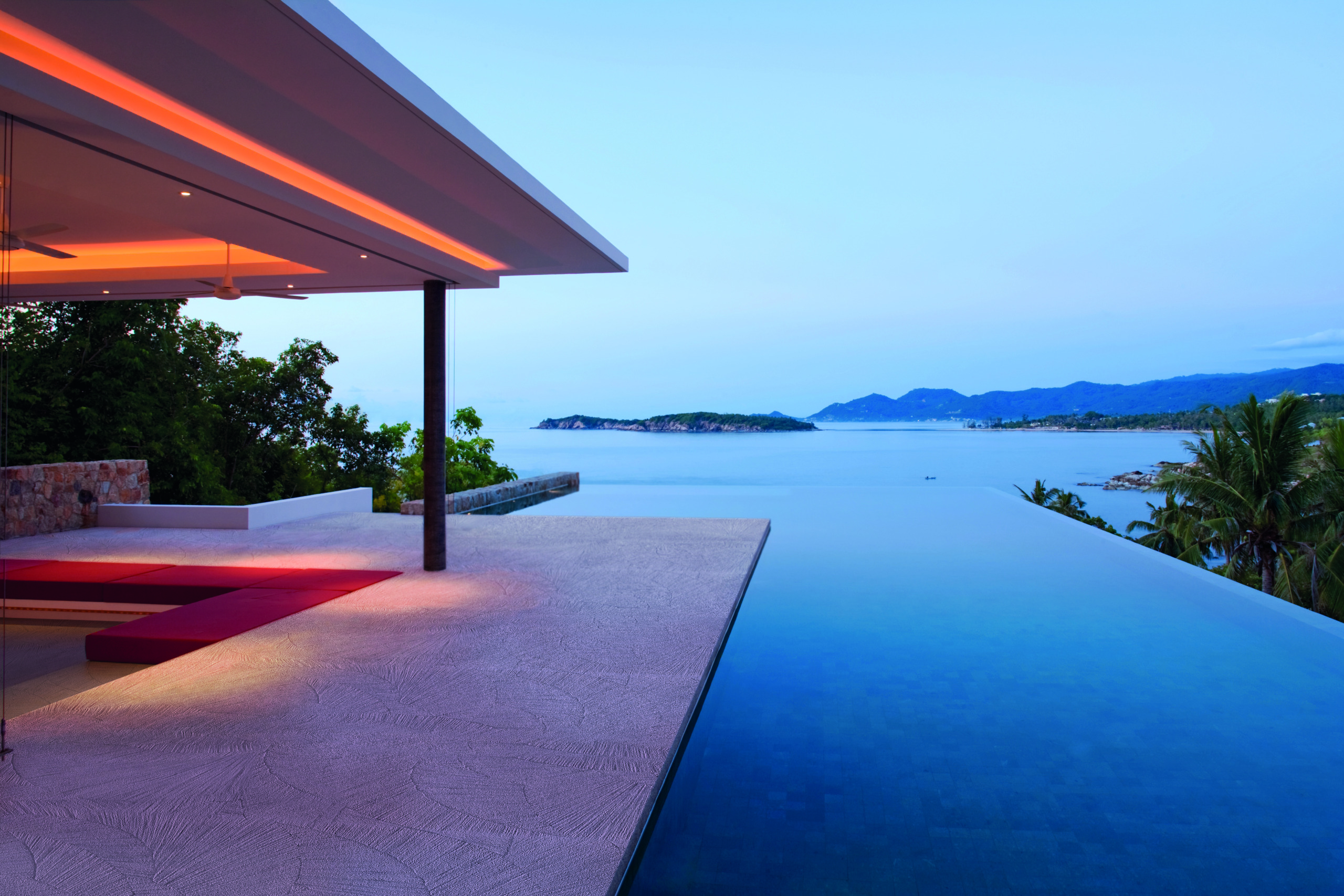 Skyconcrete Outdoor pavimento villa con piscina a sfioro Infinity Pool