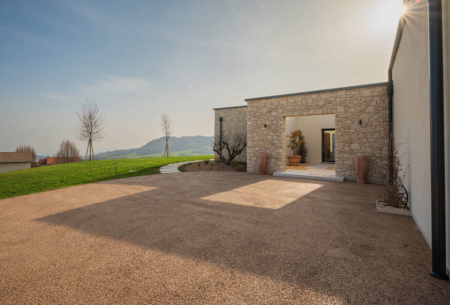 Sistema drenante continuo per vialetti carrabili in cemento Plam Cem Drain ad alta permeabilità