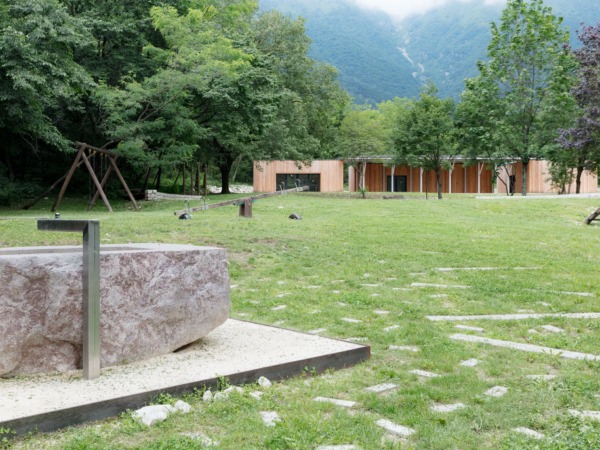 Edificio polifunzionale in Val di Croda con pavimenti in cemento Pavilux Isoplam